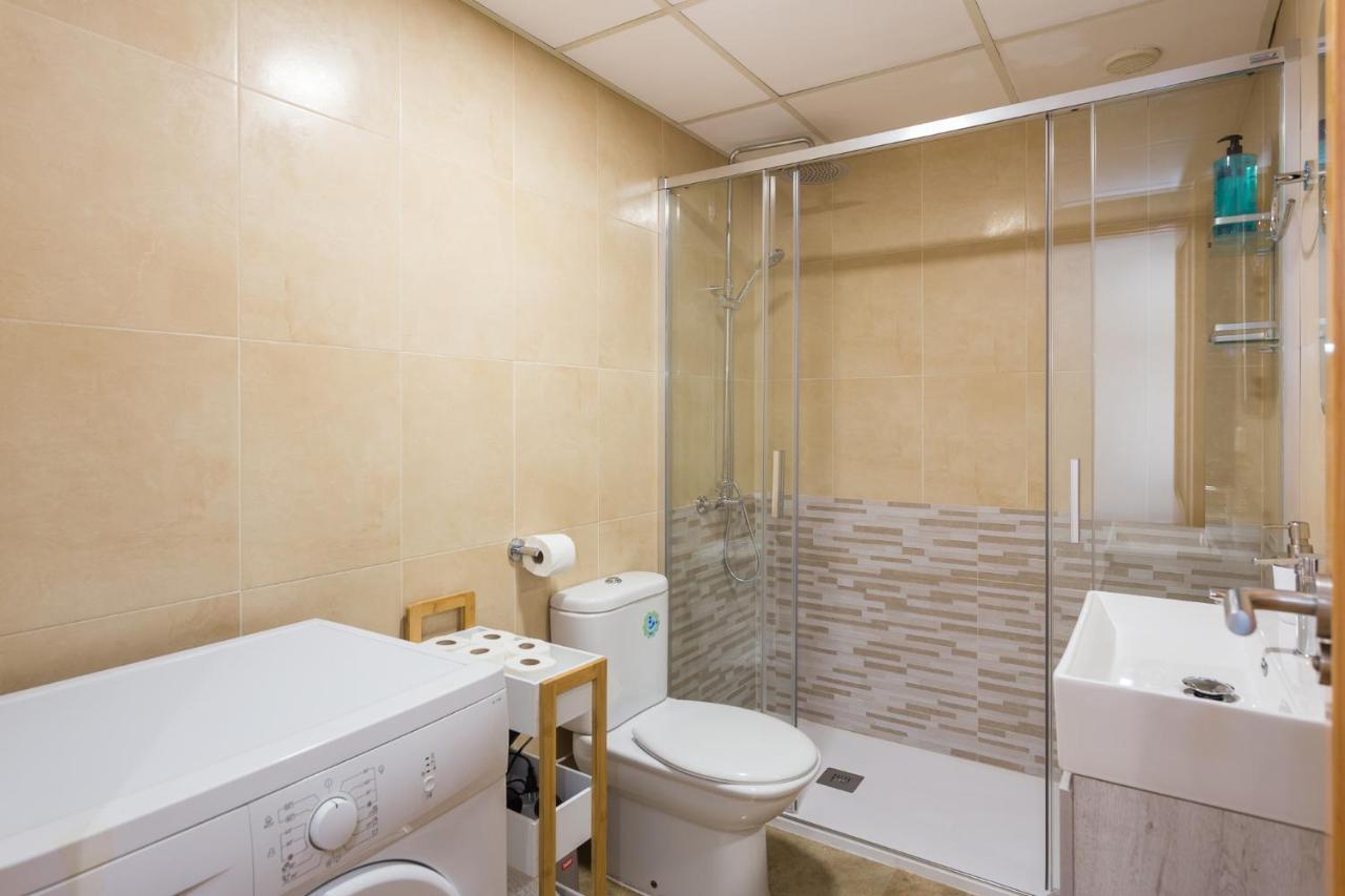 Piso Familiar Cerca Del Centro, Ac Y Wifi Gratis Apartamento Valência Exterior foto
