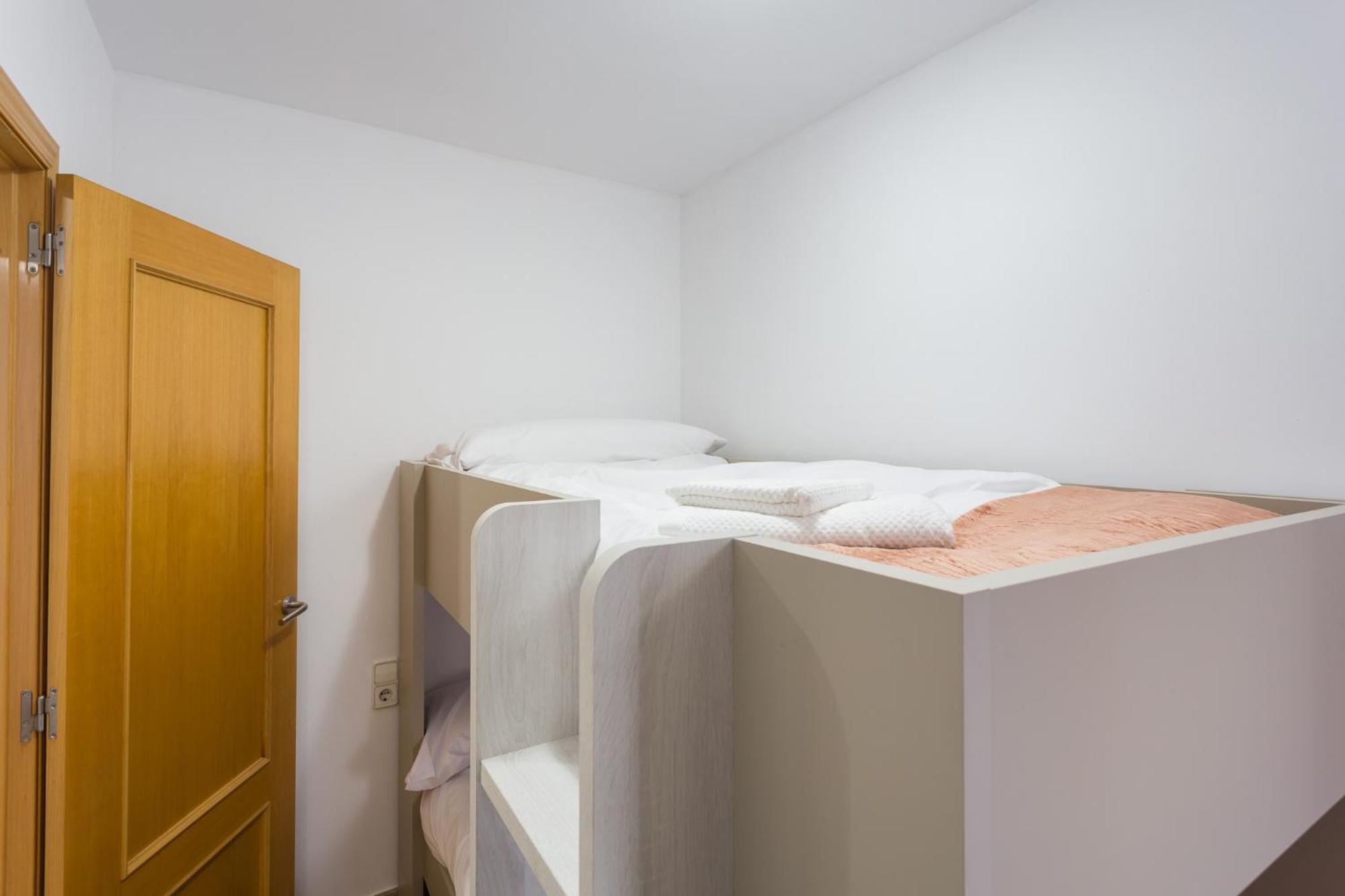 Piso Familiar Cerca Del Centro, Ac Y Wifi Gratis Apartamento Valência Exterior foto